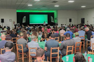 Camisc realiza ciclo de Pr&eacute;-Assembleias 2025 com cooperados do Paran&aacute; e Santa Catarina