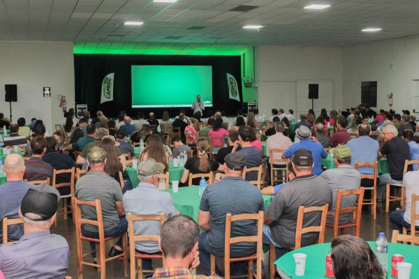 Camisc realiza ciclo de Pr&eacute;-Assembleias 2025 com cooperados do Paran&aacute; e Santa Catarina
