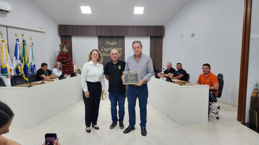CAMISC recebe homenagem do Legislativo de Mari&oacute;polis por contribui&ccedil;&atilde;o ao crescimento do munic&iacute;pio